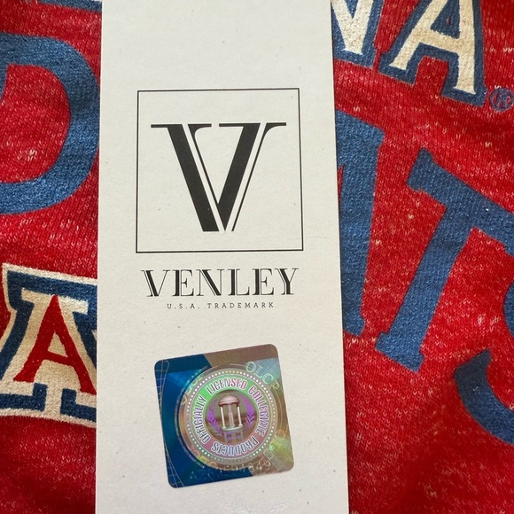 NWT Heather Red Anna Crewneck Arizona Wildcats Sweatshirt in Size Medium - Picture 7 of 9